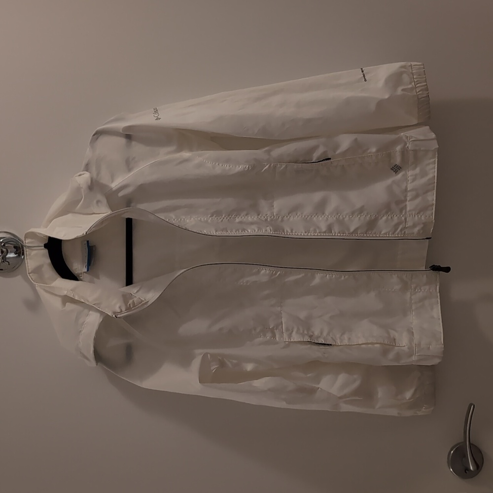 Columbia White Windbreaker/Raincoat